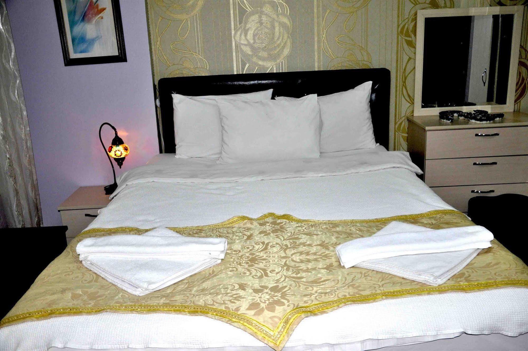 Aparthotel Caravan Palace Apart à Istambul Extérieur photo