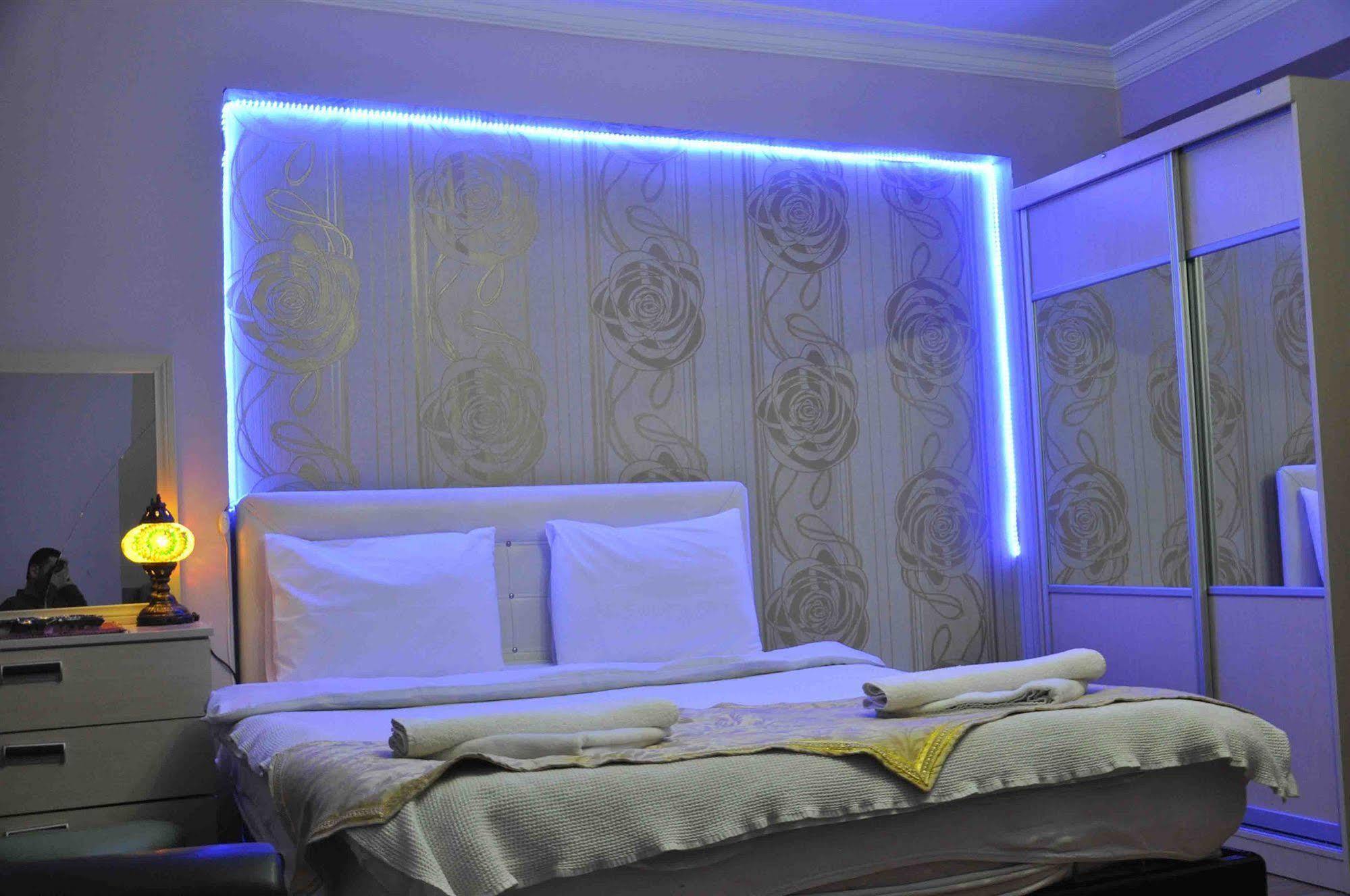 Aparthotel Caravan Palace Apart à Istambul Extérieur photo